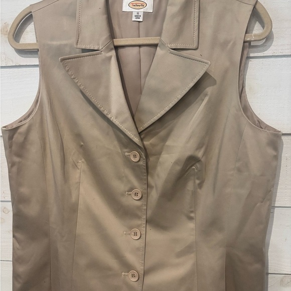 Talbots Tan Sleeveless Button-Down Vest in size 16. Great condition! - Picture 6 of 11